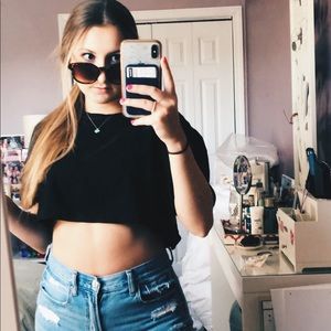 Meet your Posher, Yvonne